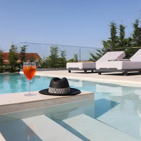 Casa Grande Private Luxury * Alykes Potamou